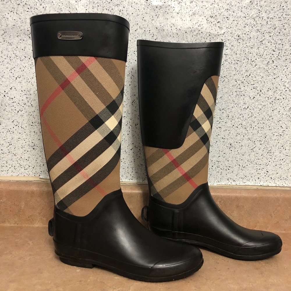 Burberry rain boots - worn only 6 times!